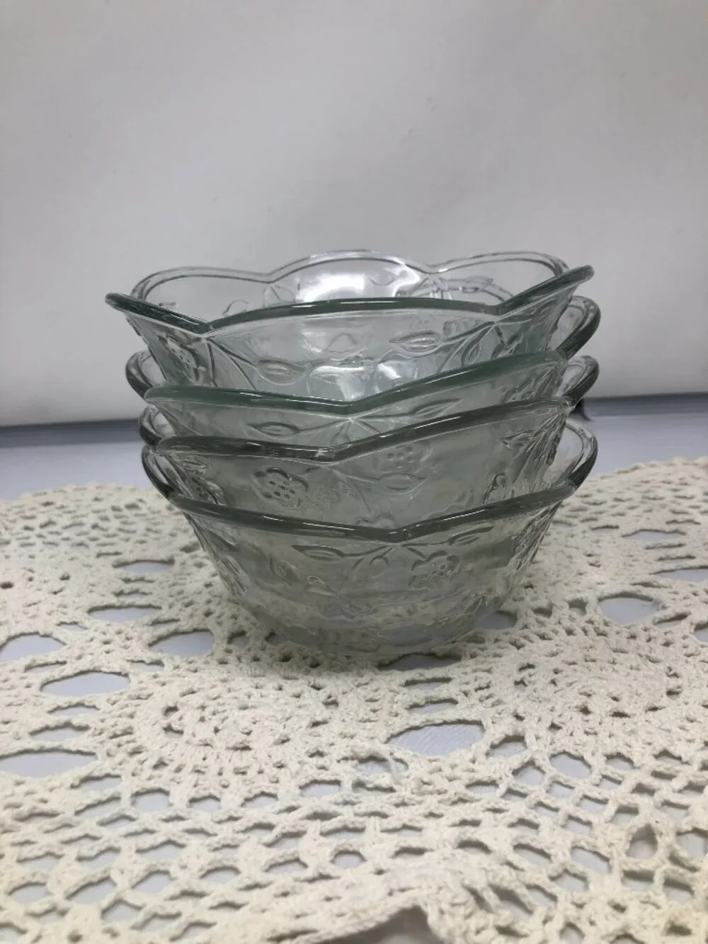 Vintage Anchor Hocking Savannah Clear Glass Bowls – Set of 4 (Discontinued)